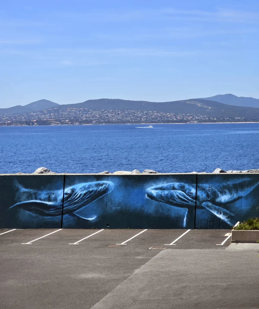 Sandrot oeuvre baleines Saint-Raphaël Port Santa Lucia 2026 2